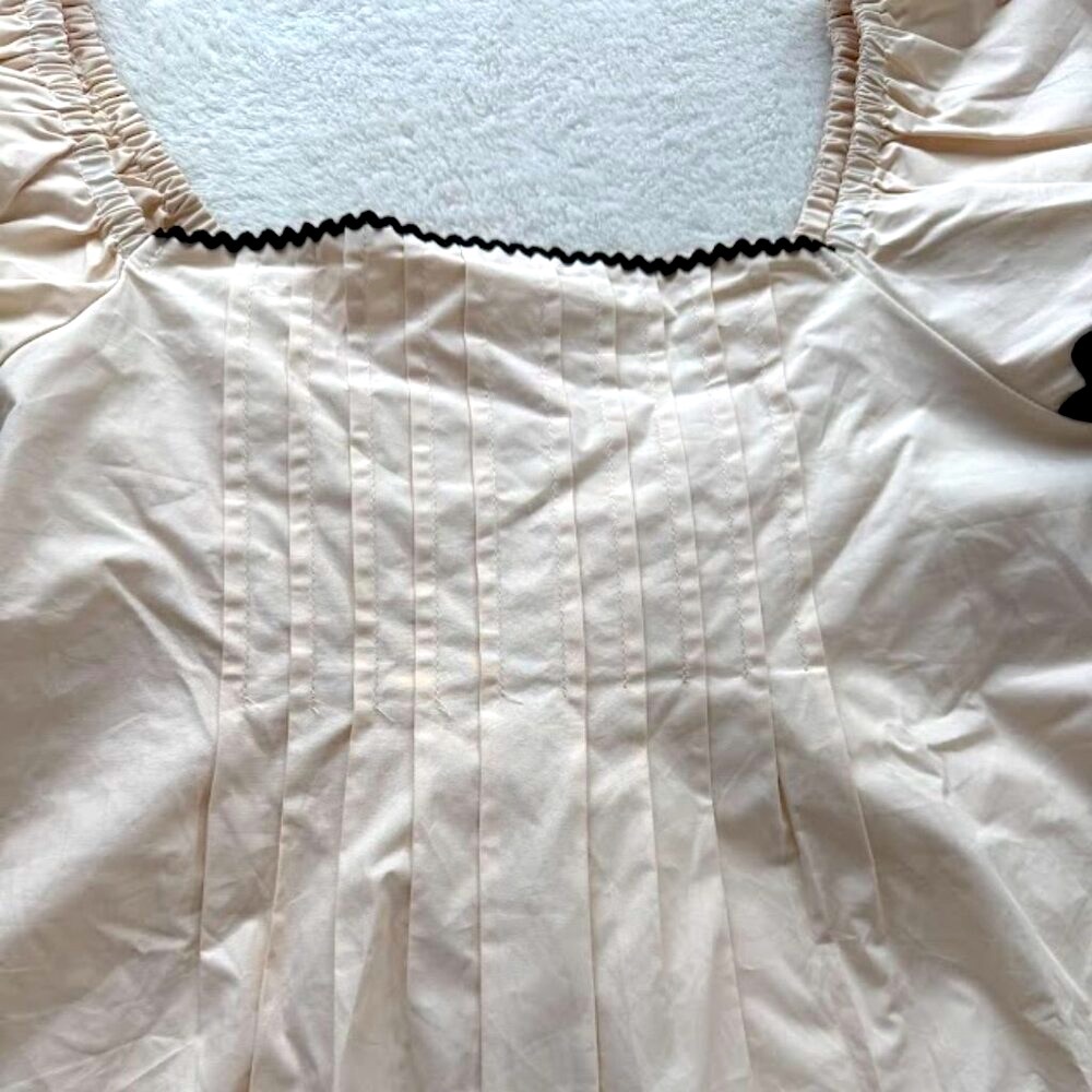 NWT Listicle Vintage Inspired Cream Blouse Size L Square Neck Cottagecore Top - Picture 6 of 16